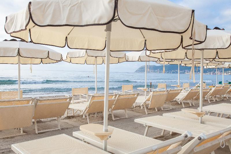 Diana Grand Hotel Alassio Eksteriør billede