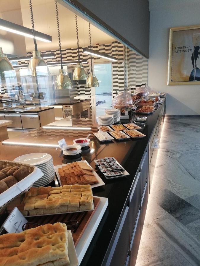 Diana Grand Hotel Alassio Eksteriør billede